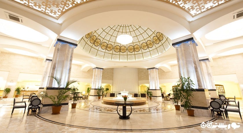 لابی مجلل هتل